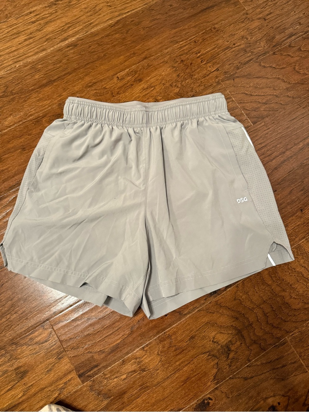 DSG Men's Light Grey Athletic Shorts